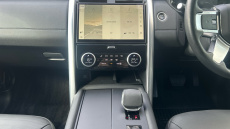 Land Rover Discovery 3.0 D300 S 5dr Auto Diesel Station Wagon